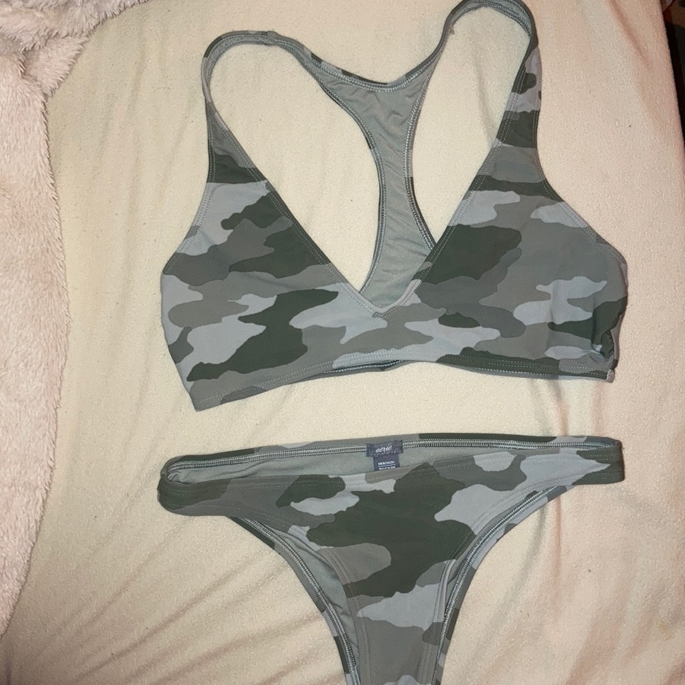 Aerie 2 piece bikini. Top size M. Bottoms size XS